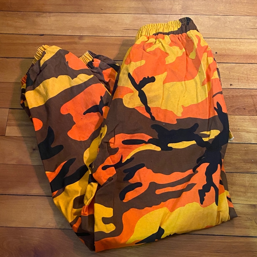 SHEIN Orange and Brown Camouflage Joggers